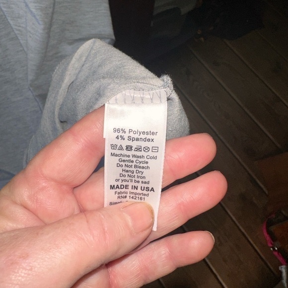 Lularoe‎ 3x sport  light grey long sleeve Lynnae top. NWT. - Picture 4 of 5